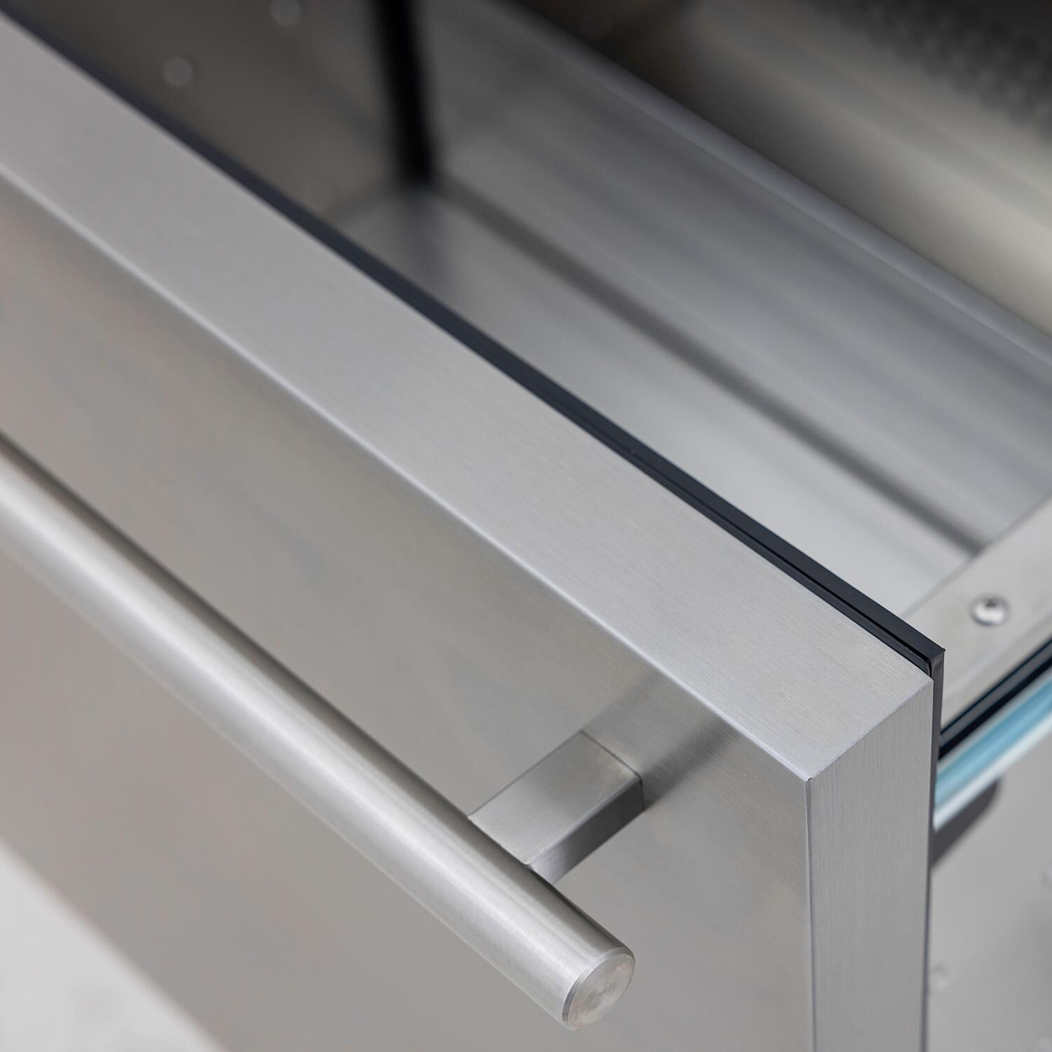 Blaze BLZ-SSRF-DBDR5.1 5.1 Cu. Ft. Outdoor Rated Stainless Steel Double Drawer Refrigerator - Gasket Seal - Detail