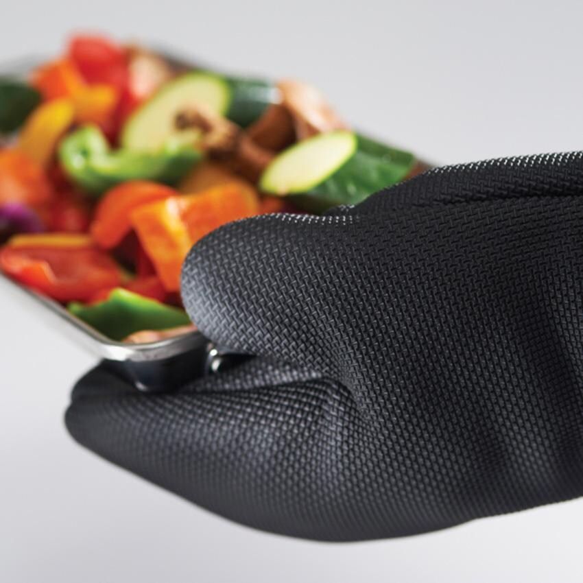 GrillPro Silicone Heavy Duty Palm Grill Mitt - 90963 - Texture - Detail thumbnail