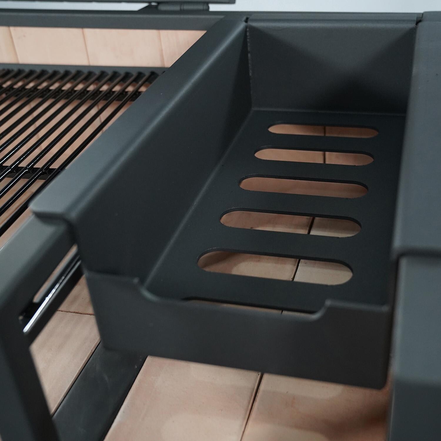 Nuke DELTA02 Delta 40-Inch Argentinian-Style Gaucho Grill - Grill Pan - Detail thumbnail