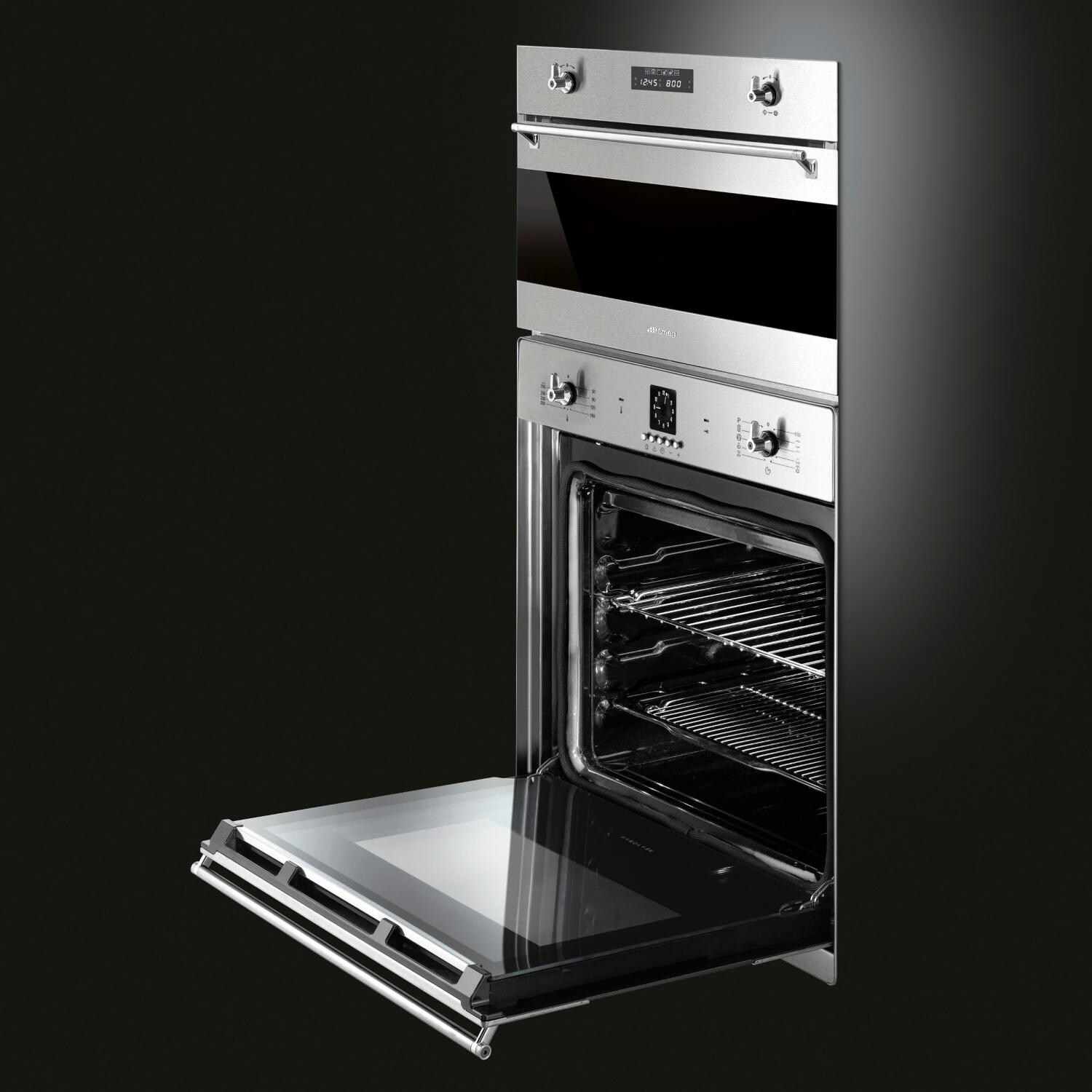 SMEG Classic 24-Inch Built-In Electric Single Wall Oven Interior - SF399XU thumbnail