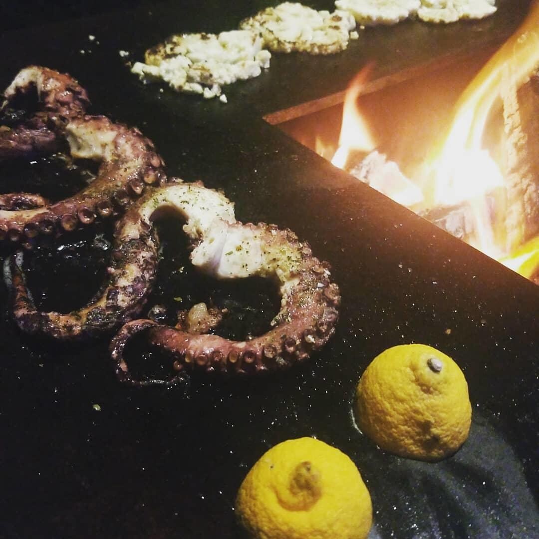 Hancock Grills STR-40-MDL Sterling 40 Wood & Charcoal Grill - Grilling Octopus thumbnail