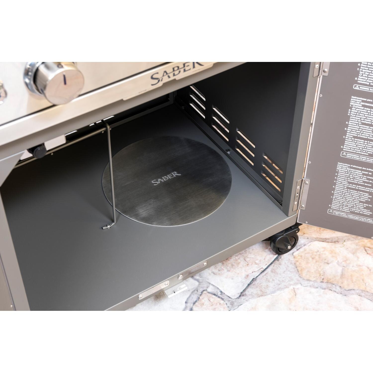 Saber Tank Hole Cover - Lifestyle thumbnail