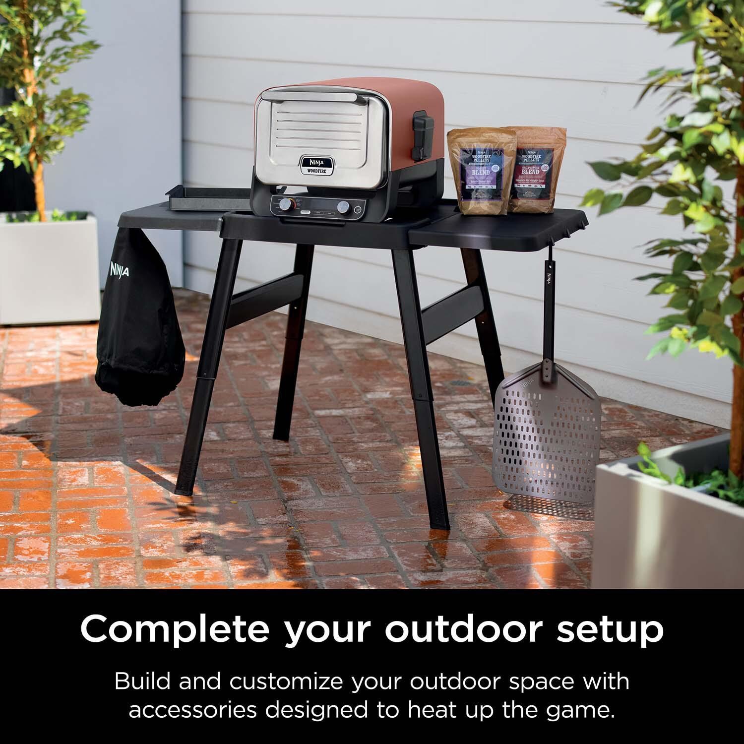 Ninja XSKUNSTAND Woodfire Adjustable Outdoor Stand - Lifestyle - Detail thumbnail