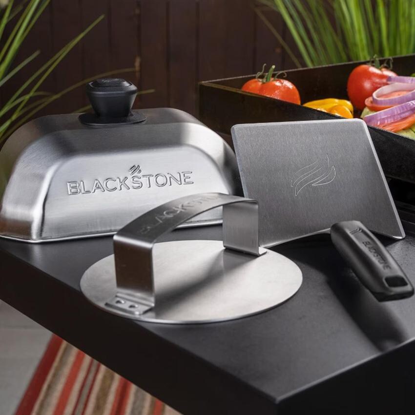 Blackstone 5230+5462 5-Piece Tool Kit & Hamburger Kit - Basting Dome, Burger Press & Spatula