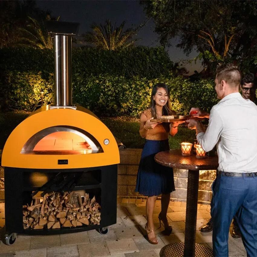 Alfa FXMD-5P-MGIA-U Moderno 5 Pizze Natural Gas Pizza Oven - Fire Yellow - Lifestyle thumbnail