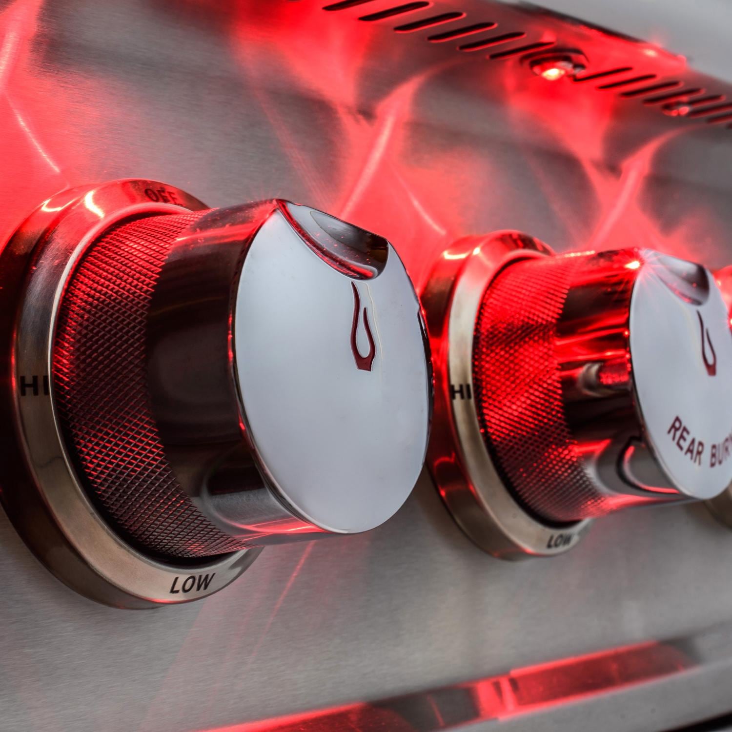 Blaze BLZ-3PRO-LP Professional LUX 34-in 3-Burner Built-In Propane Grill w/ Rotisserie - Knobs Lit - Detail thumbnail