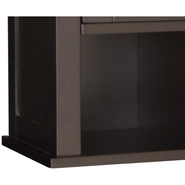 Lower Shelf View
