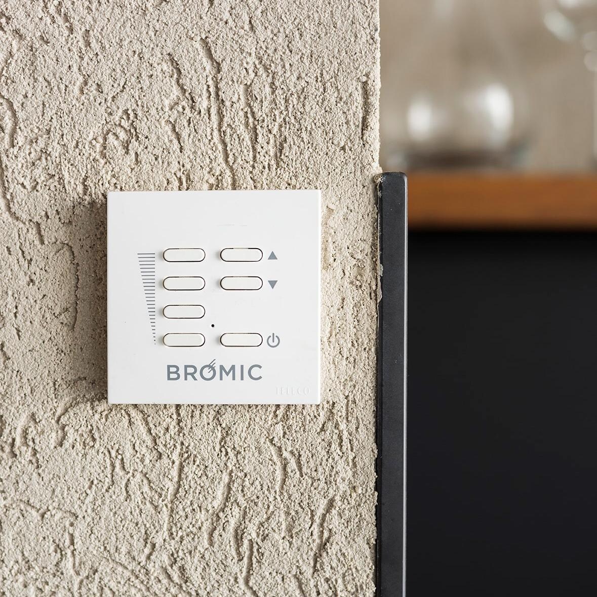 Bromic Heating Wireless Dimmer Controller With Wireless Remote For Electric Heaters - BH3130011-1 thumbnail