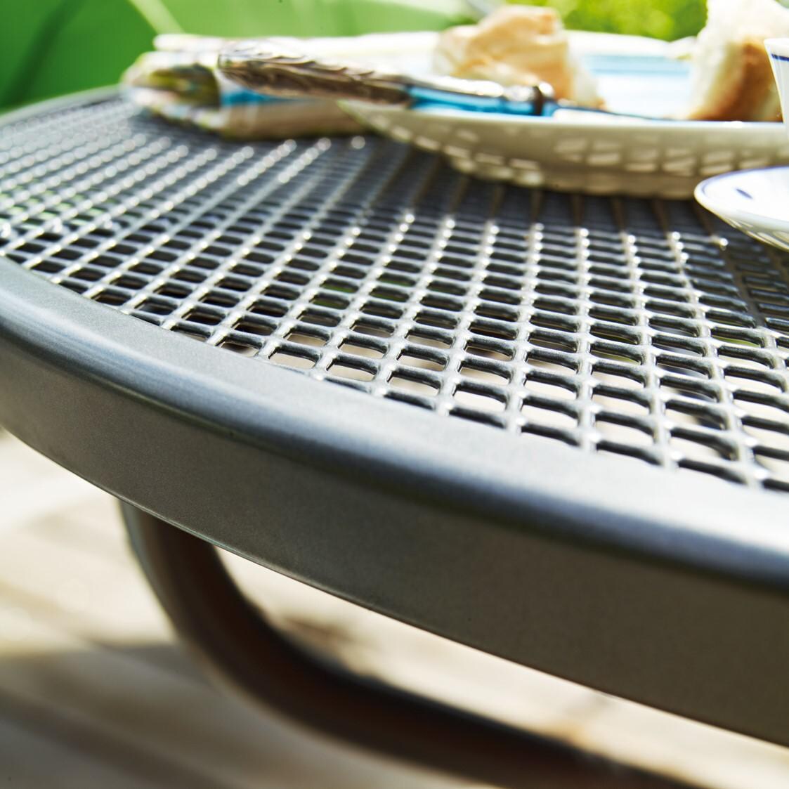 Kettler 48-Inch Round Steel Patio Dining Table - Edge Detail thumbnail