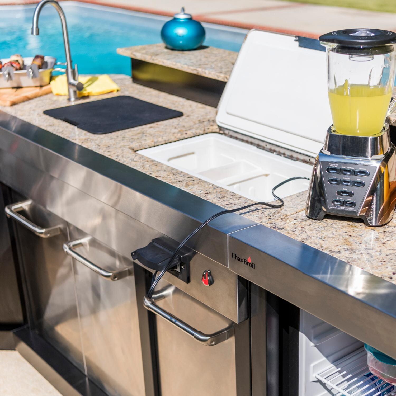 Charbroil 463246418 Medallion Series Modular Outdoor Kitchen Entertainment Module - Lifestyle