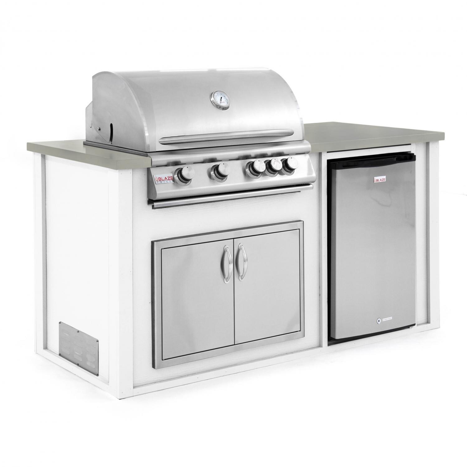 BBQGuys 6 Ft BBQ Island With Blaze 32Inch Natural Gas Grill, Double Access Door & Compact