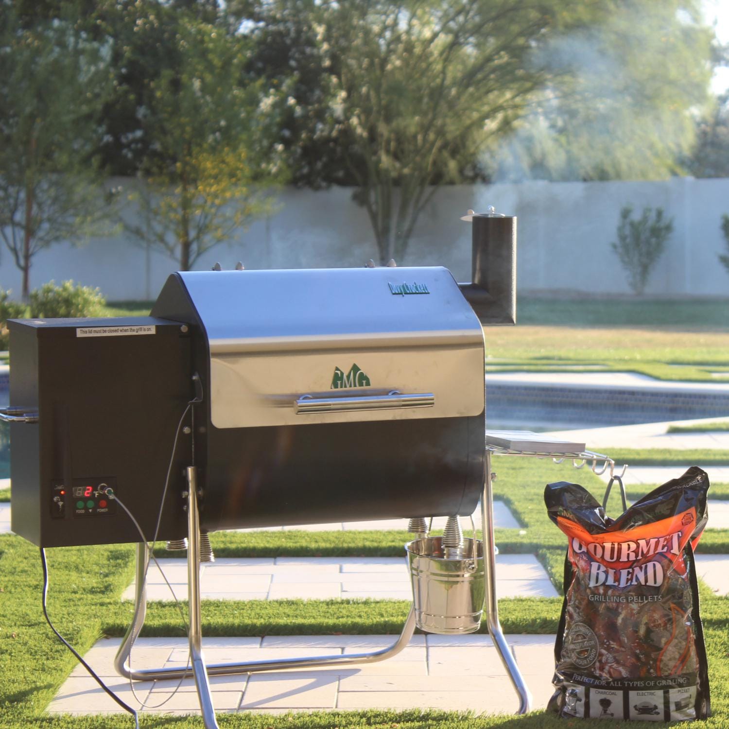 Green Mountain Grills Davy Crockett WiFi Controlled Portable Pellet