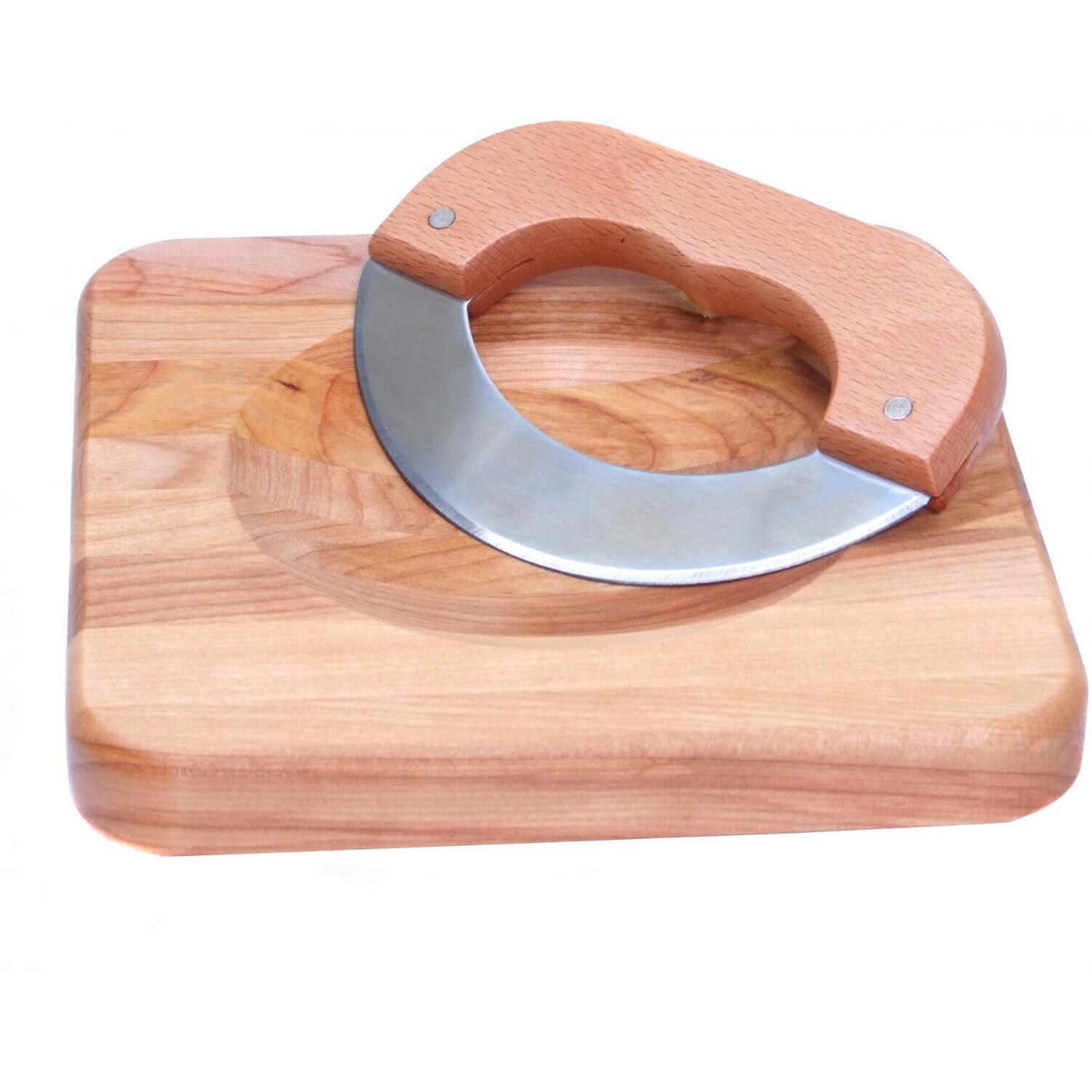 Chopping Board With Mezzaluna