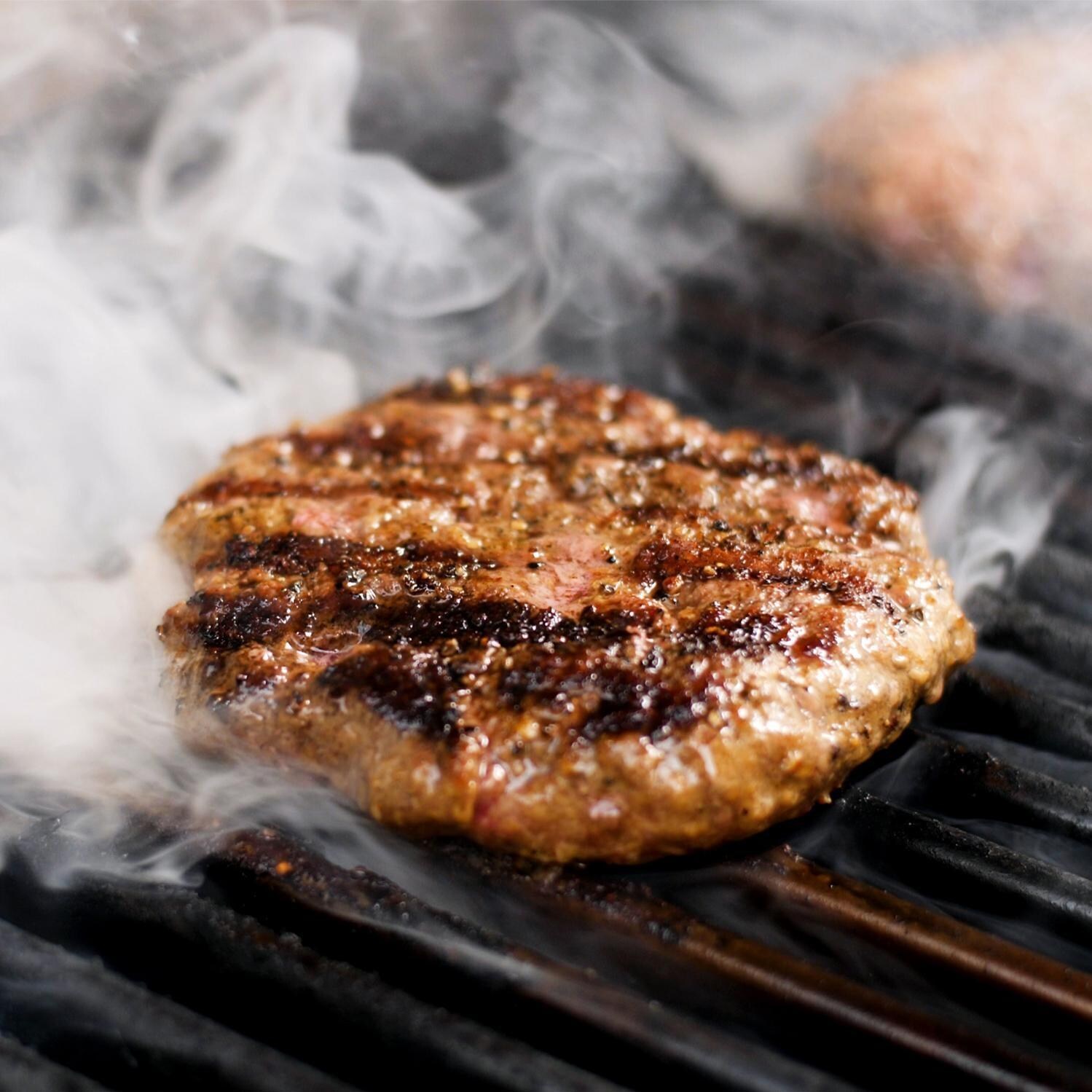 Saber Premium R50SB0417 500 32-Inch 3-Burner Built-In Infrared Natural Gas Grill - Grilling Burgers thumbnail