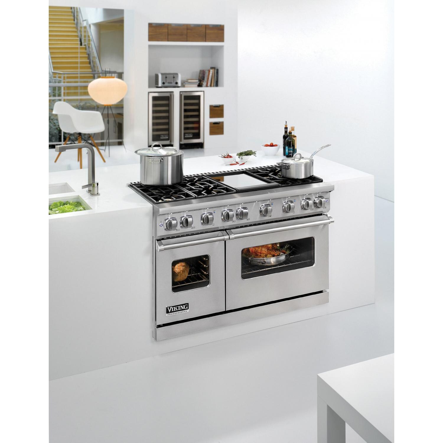 Viking Professional 7 Series 48-Inch 6-Burner Natural Gas Range With Griddle - Stainless Steel - VGR7486GSS - Island Installation thumbnail