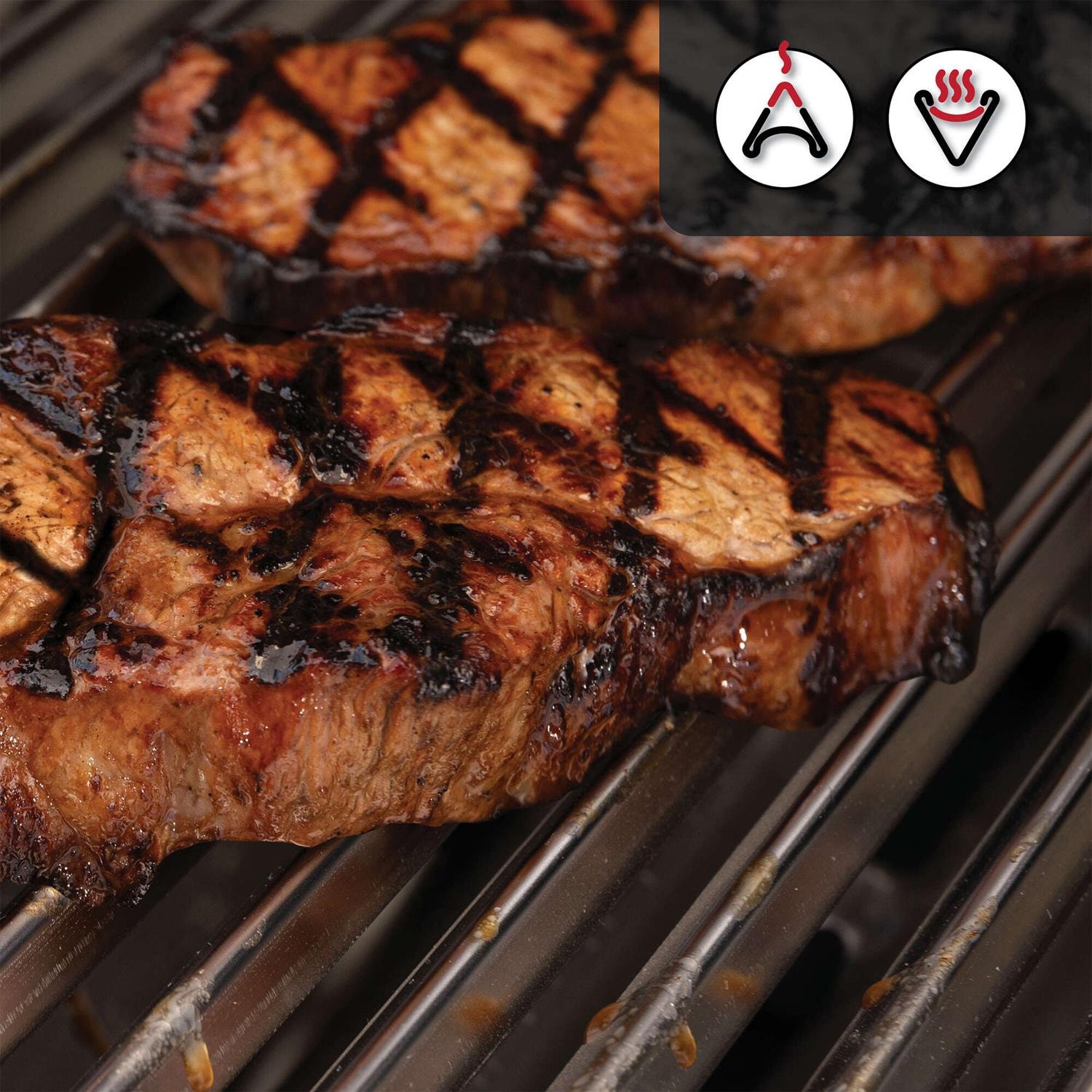 Broil King 687244 Regal Q 490 Pro IR Propane Grill - Cooking - Detail thumbnail