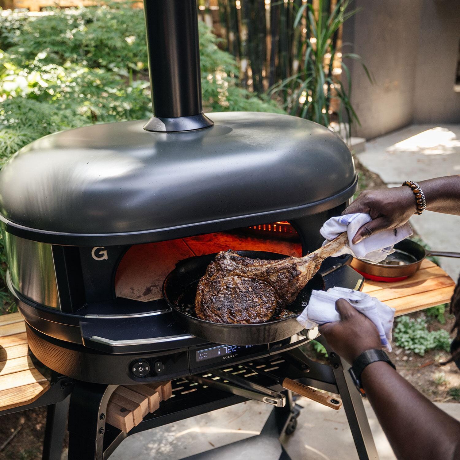 Gozney AM1997 Dome XL Gen 2 Pizza Oven Mantel - Black - Food - Lifestyle thumbnail