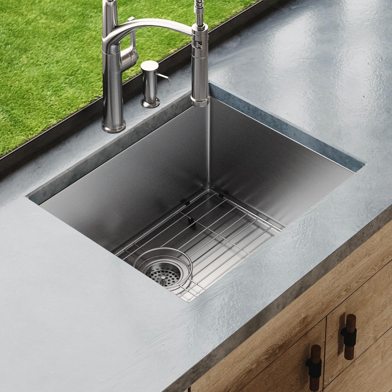 BBQGuys Signature Undermount Stainless Steel 20-Inch Single Bowl Kitchen Sink w/ Grid & Strainer Drain - BBQ-1520DSNK-SS