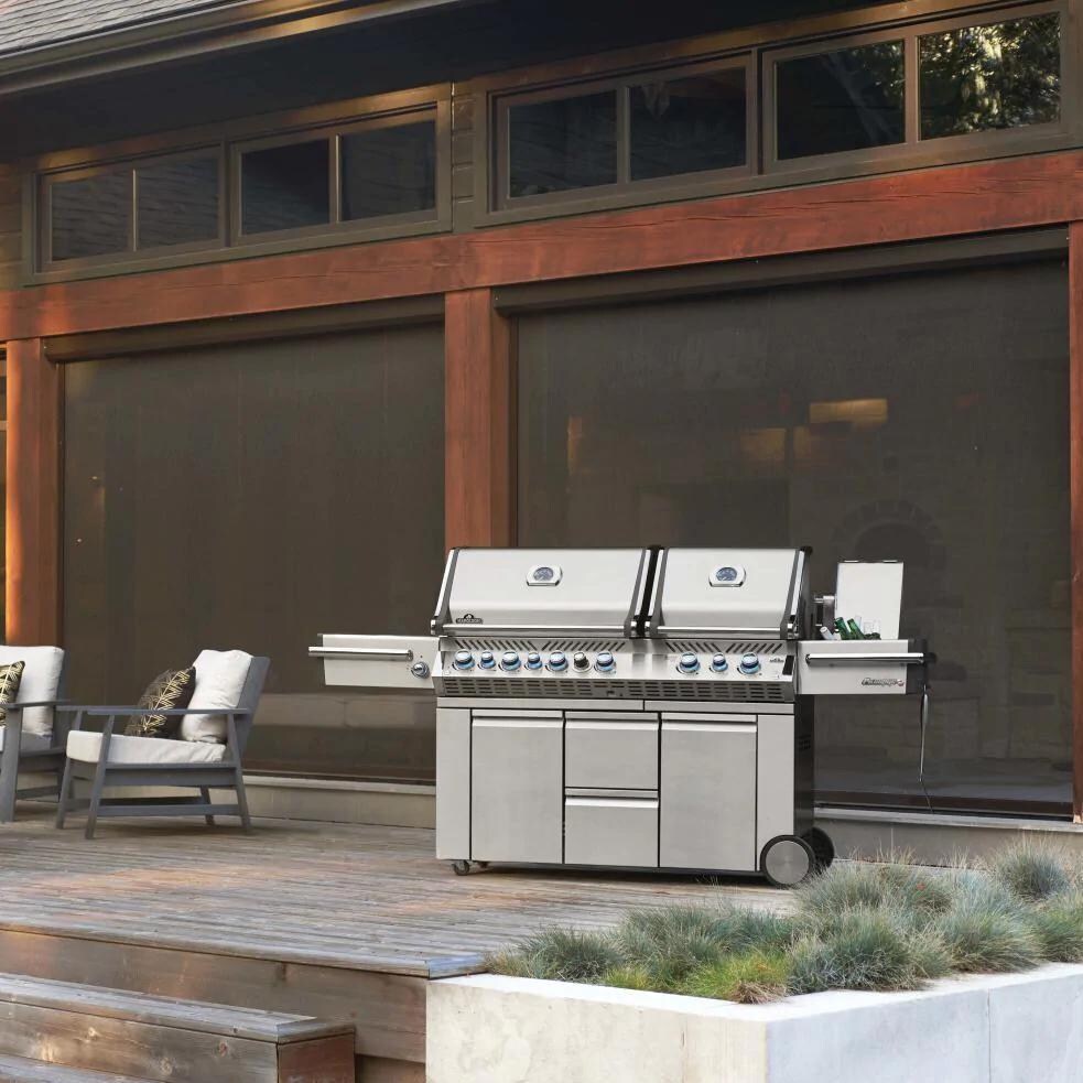 Napoleon PRO825RSBINSS-3 Legacy Prestige PRO 825 Natural Gas Grill w/Infrared Rear Burner, Double Infrared Sear Burner & Side Burner - Lifestyle thumbnail