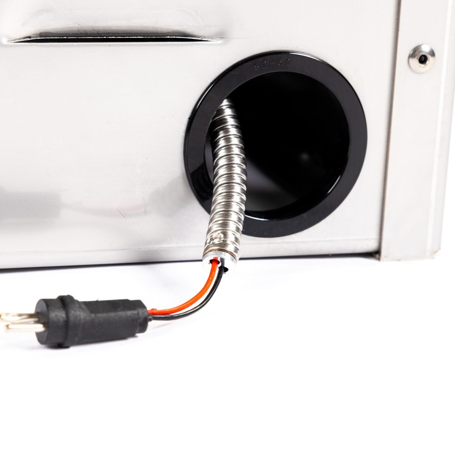 Coyote C1FTG30LP 30-Inch Built-In Flat Top Propane Gas Grill - Transformer Plug thumbnail