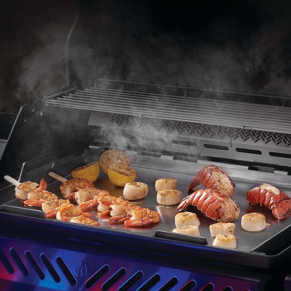 Napoleon  56093 Stainless Steel Griddle Insert for all Rogue and Freestyle 425 - Lifestyle thumbnail