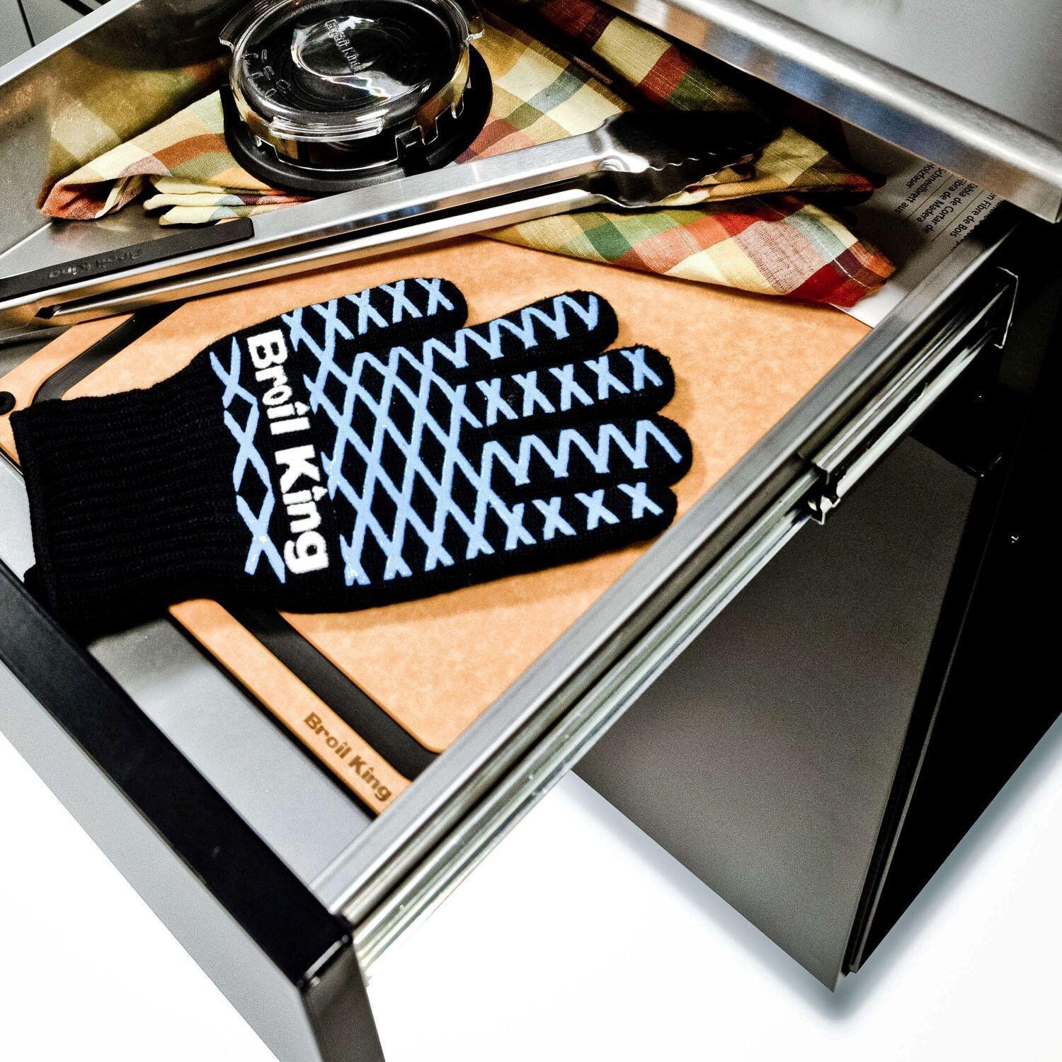 Broil King 876847 Baron 590i Shadow 5 Burner Natural Gas Grill Center w/ Rotisserie & Side Burner - Convenient Pull-Out Drawer for Storage - In Use - Lifestyle thumbnail