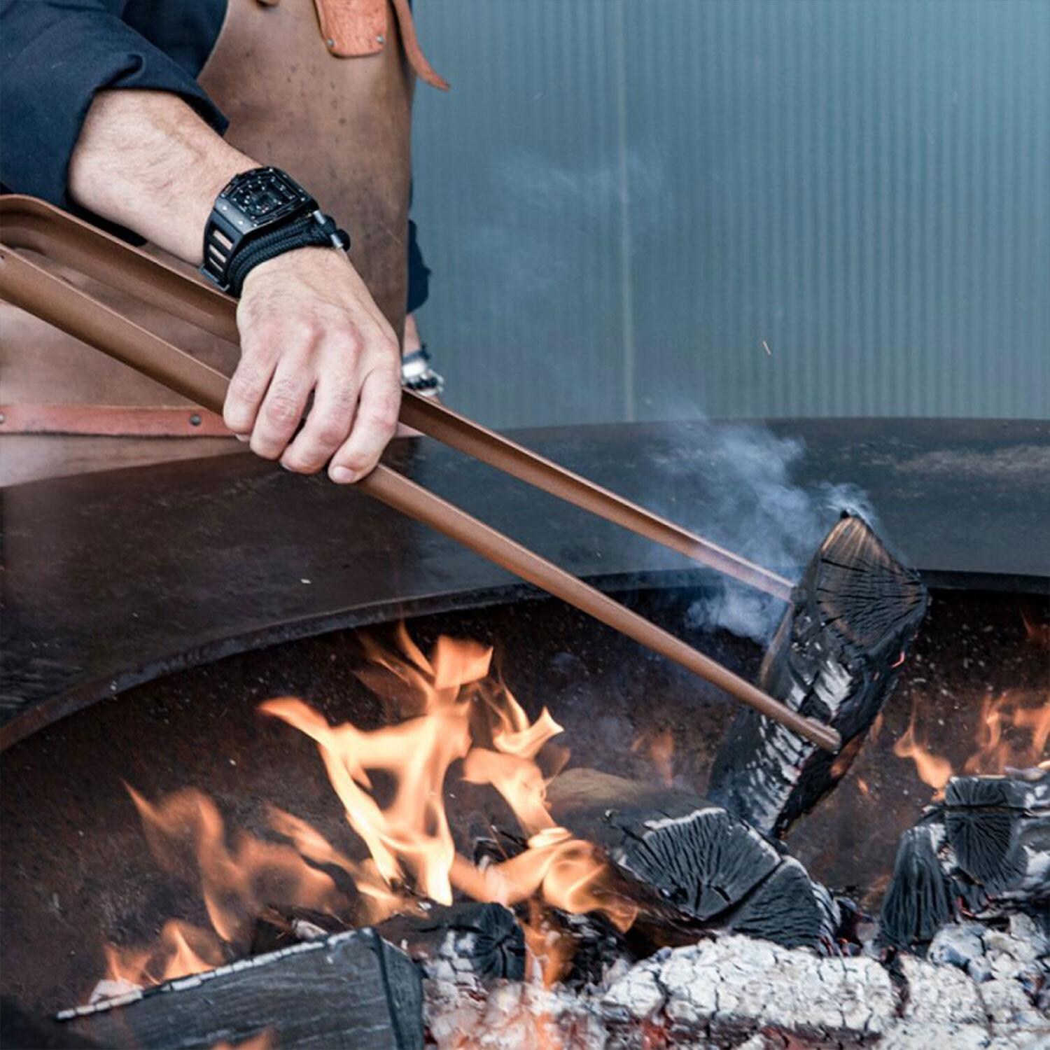 OFYR OA-B Buffadoo BBQ Set - Brown - Tongs - Lifestyle