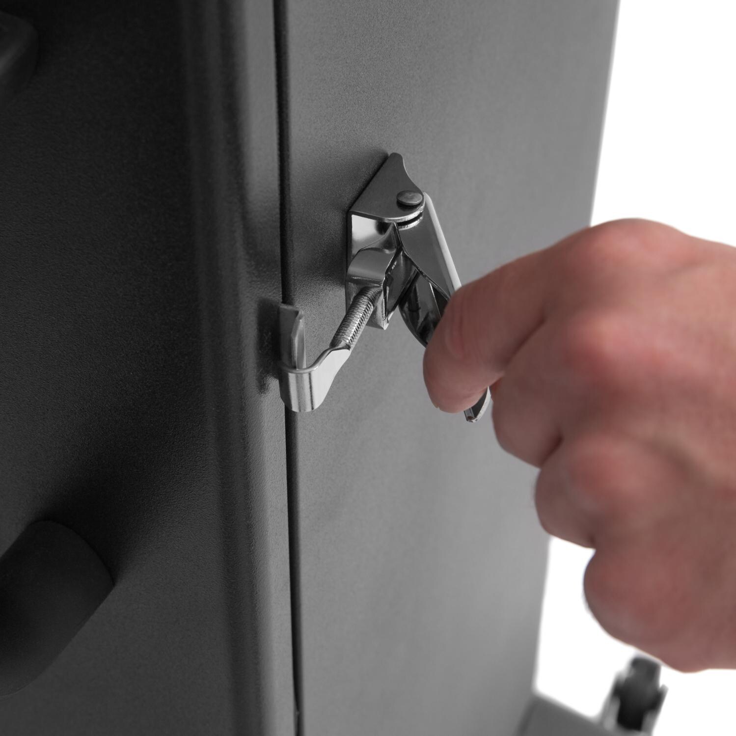 Broil King 28-Inch Smoke Vertical Charcoal Smoker - Adjustable Latch