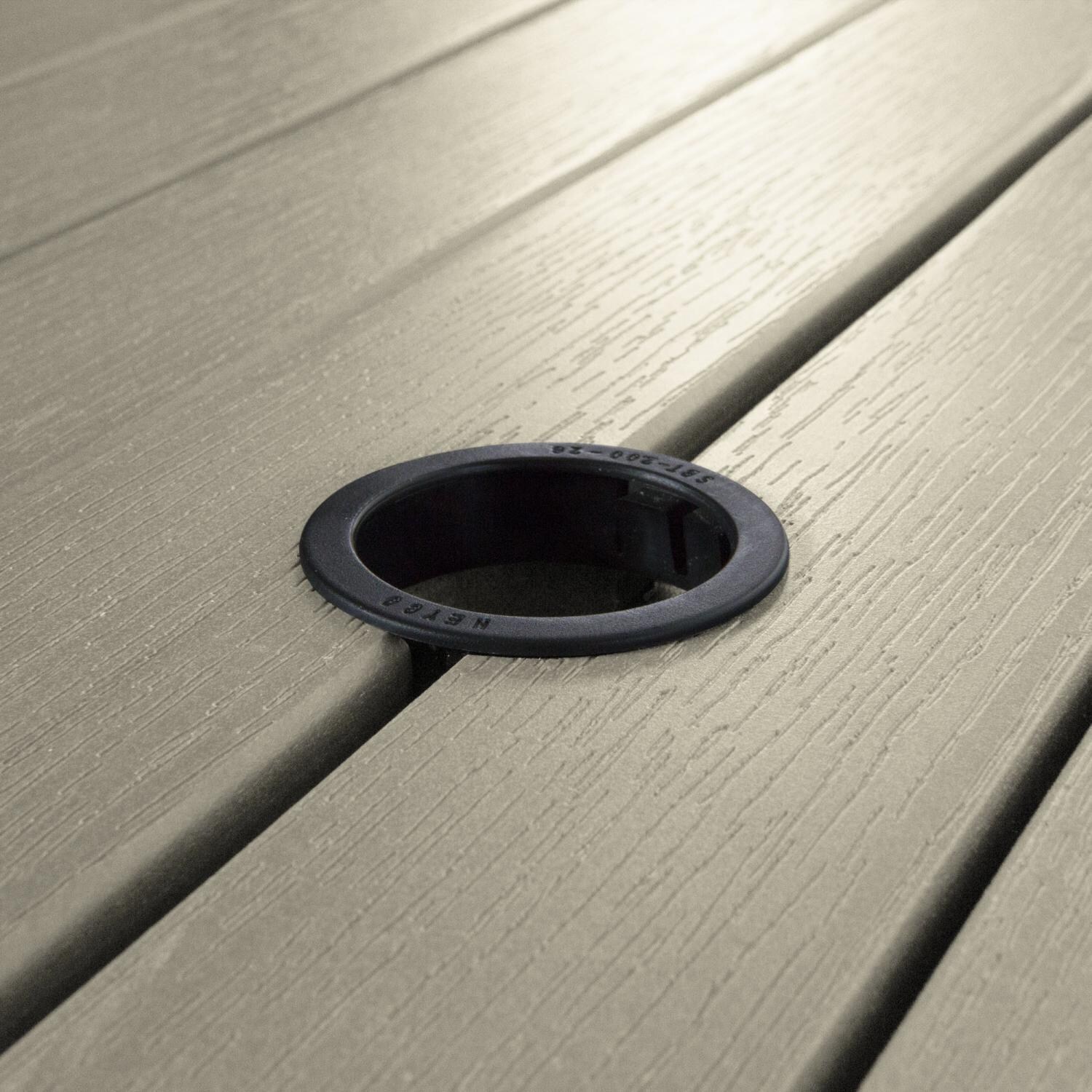 Lakeview Elm Pointe 5 Piece Round Counter Height Dining Set - Whitewash - Umbrella Hole - Detail thumbnail