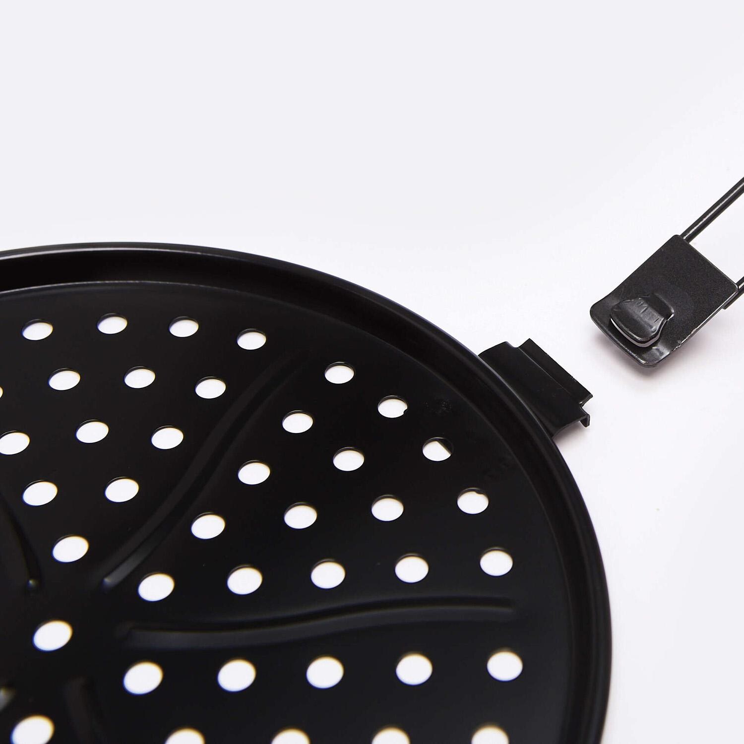 GrillPro Non-Stick Pizza Grill Pan - 98140 - Handle Detached - Detail thumbnail