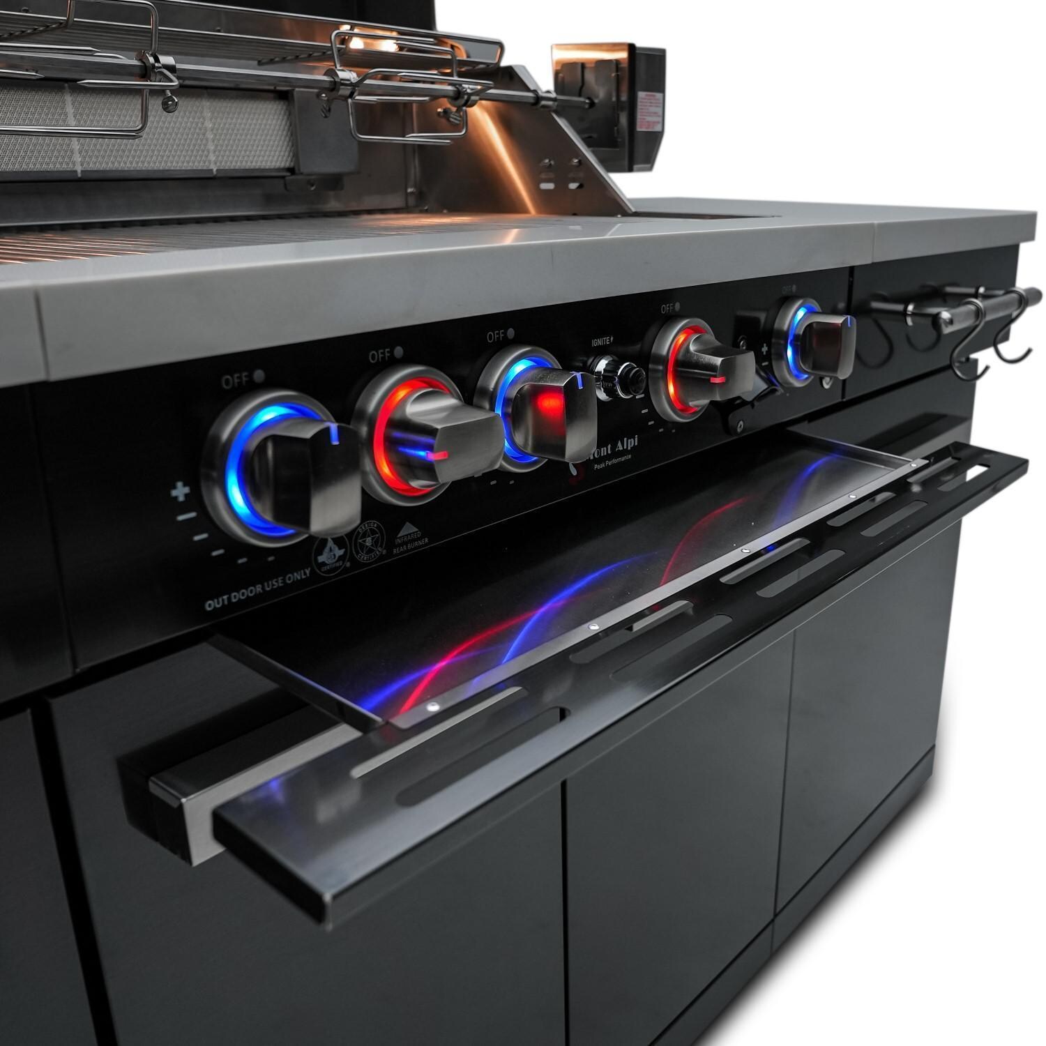 Mont Alpi - MA-957 - Propane Gas Grill Island - Black Stainless Steel - Light Up Knobs - Detail