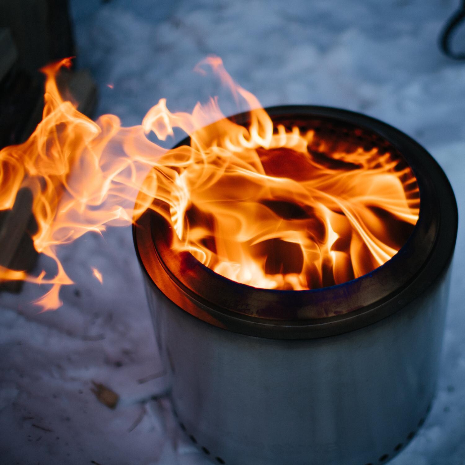 Solo Stove SSRAN-2.0 Ranger 2.0 - Snow Lifestyle Overhead thumbnail