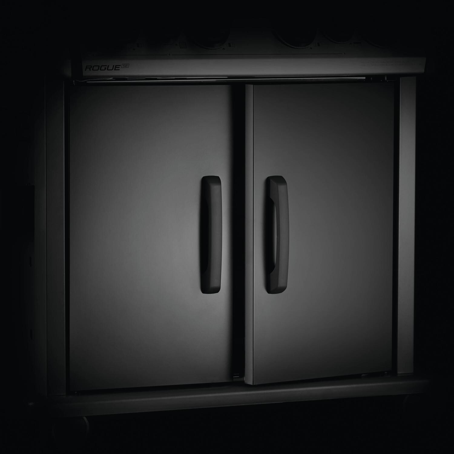 Napoleon Rogue 525 Propane Gas Grill - Black - R525PK-1 thumbnail