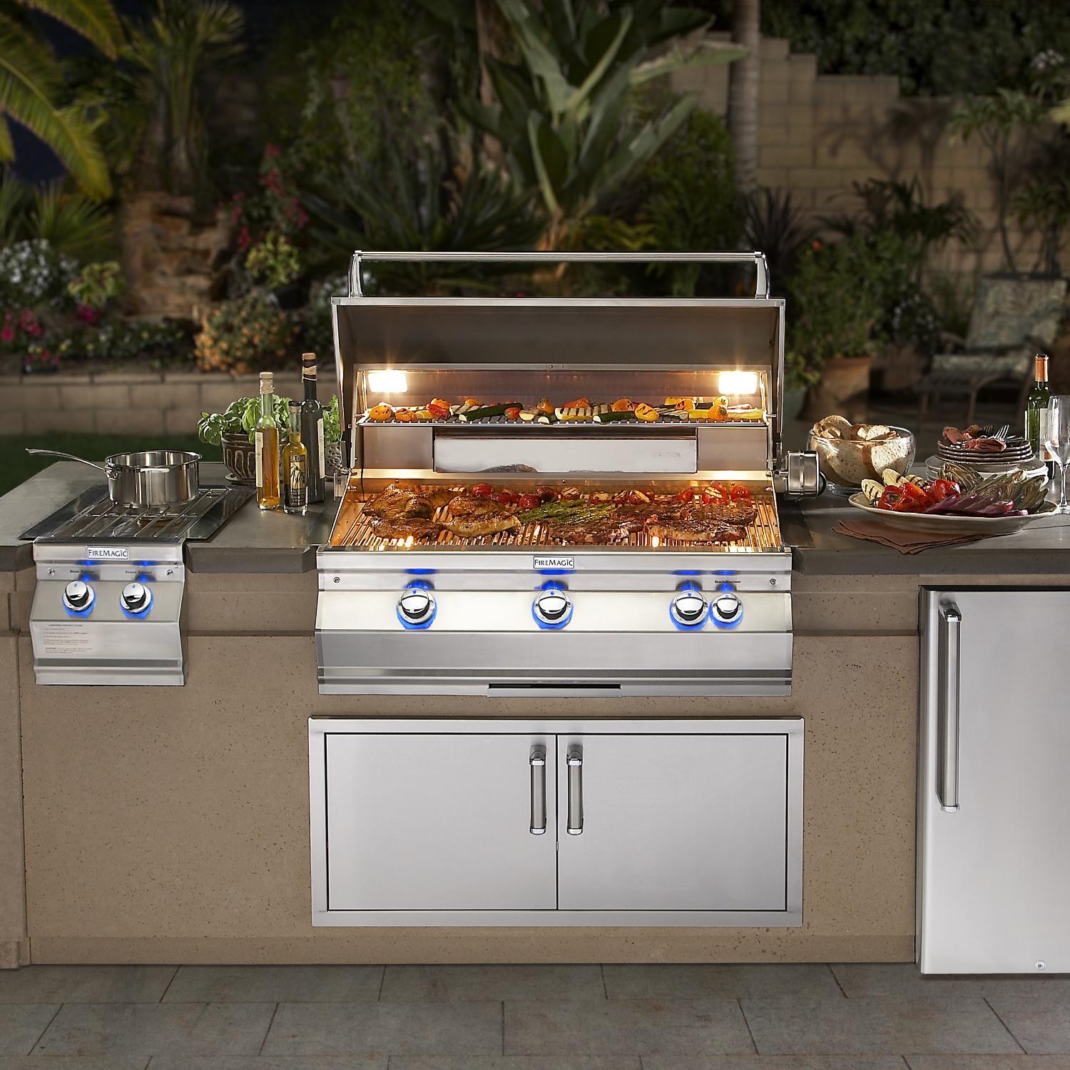 Fire Magic Aurora A790I 36-Inch Built-In Natural Gas Grill With