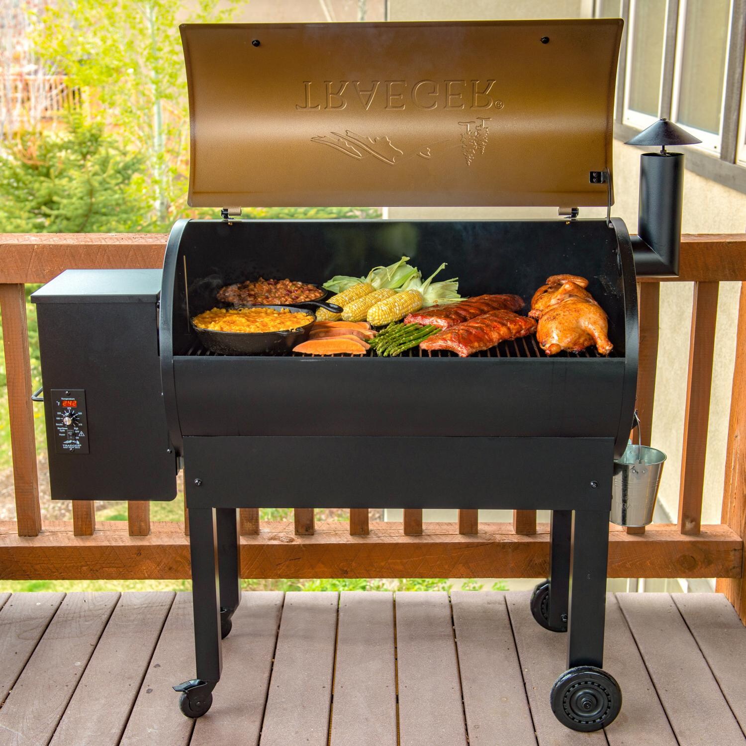Traeger Texas Elite 34 Pellet Grill On Cart thumbnail