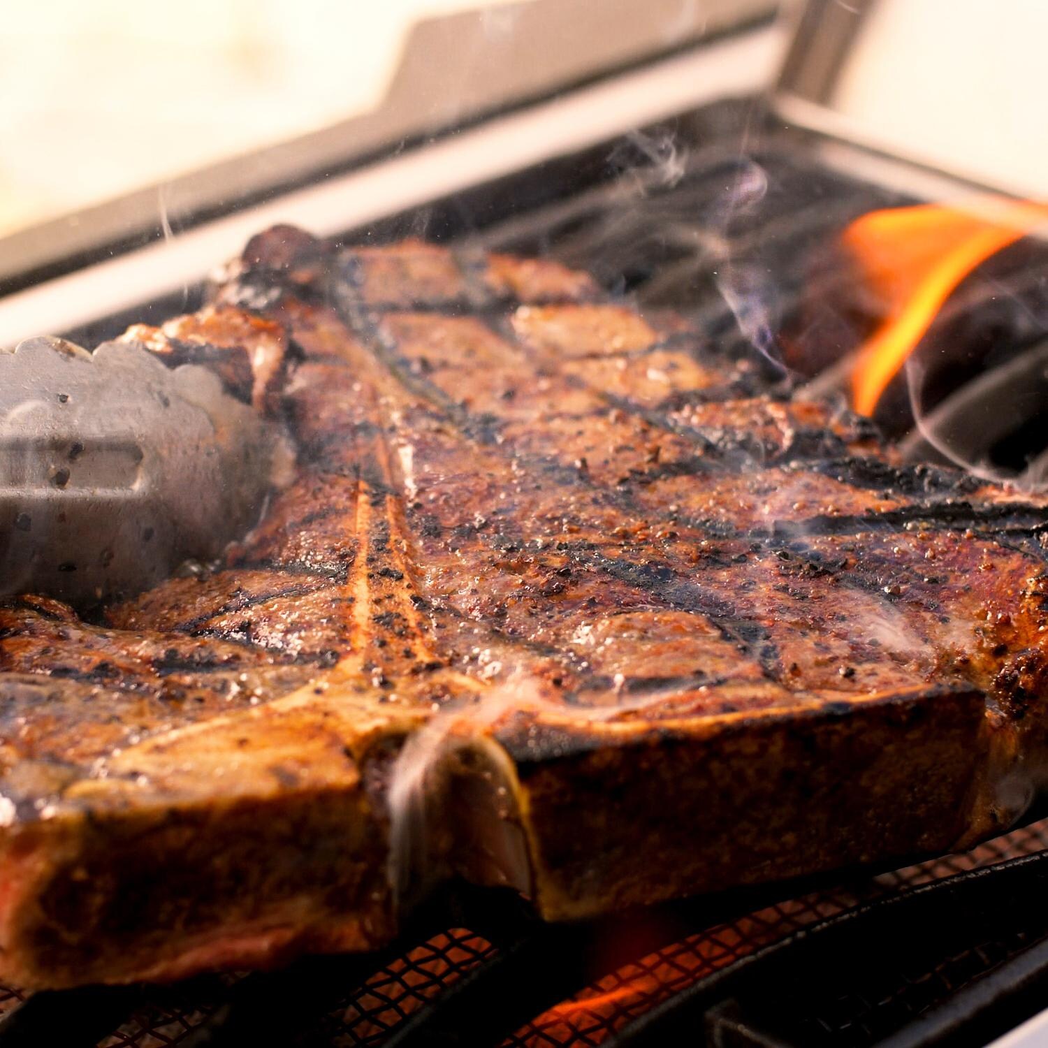 Napoleon Prestige 500 Propane Gas Grill with Infrared Rear Burner and Infrared Side Burner - Charcoal Grey - P500RSIBPCH-3 (2019) - Searing Steak on the High Heat Infrared Side Burner thumbnail