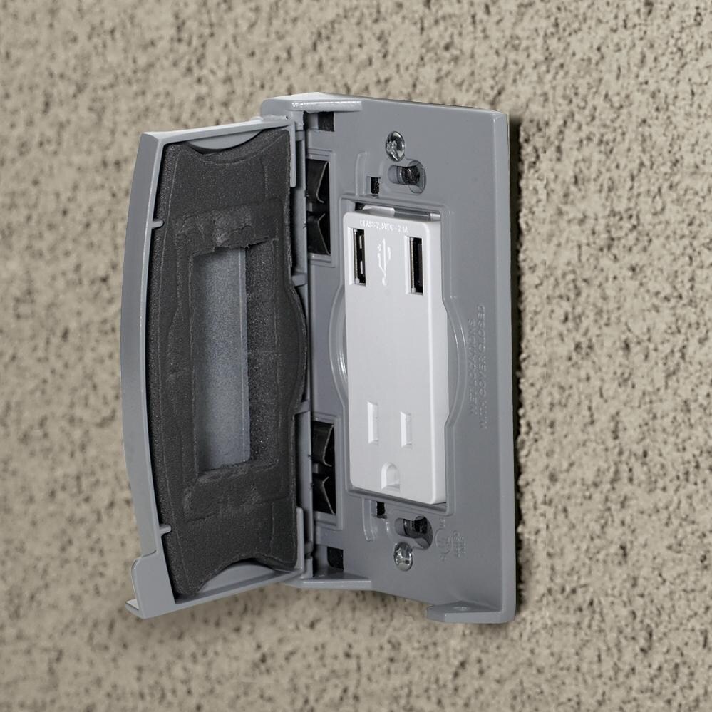 Sedona By Lynx BBQ Island With 36-Inch Natural Gas Grill - USB Charging Stations thumbnail