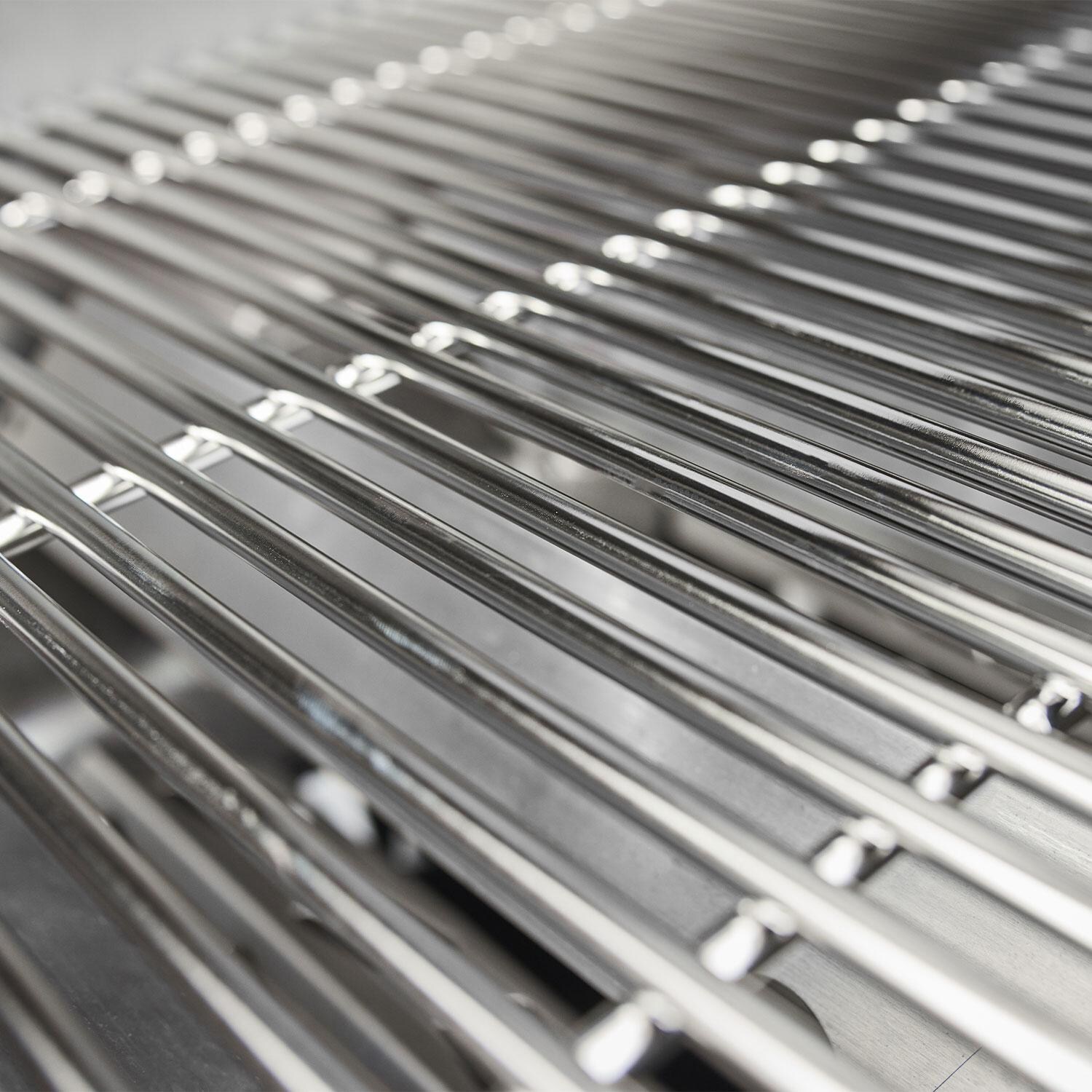 Weber 1500091 Summit GC38 S Propane Gas Grill Center - Stainless Steel - Grates - Close Up - Detail thumbnail