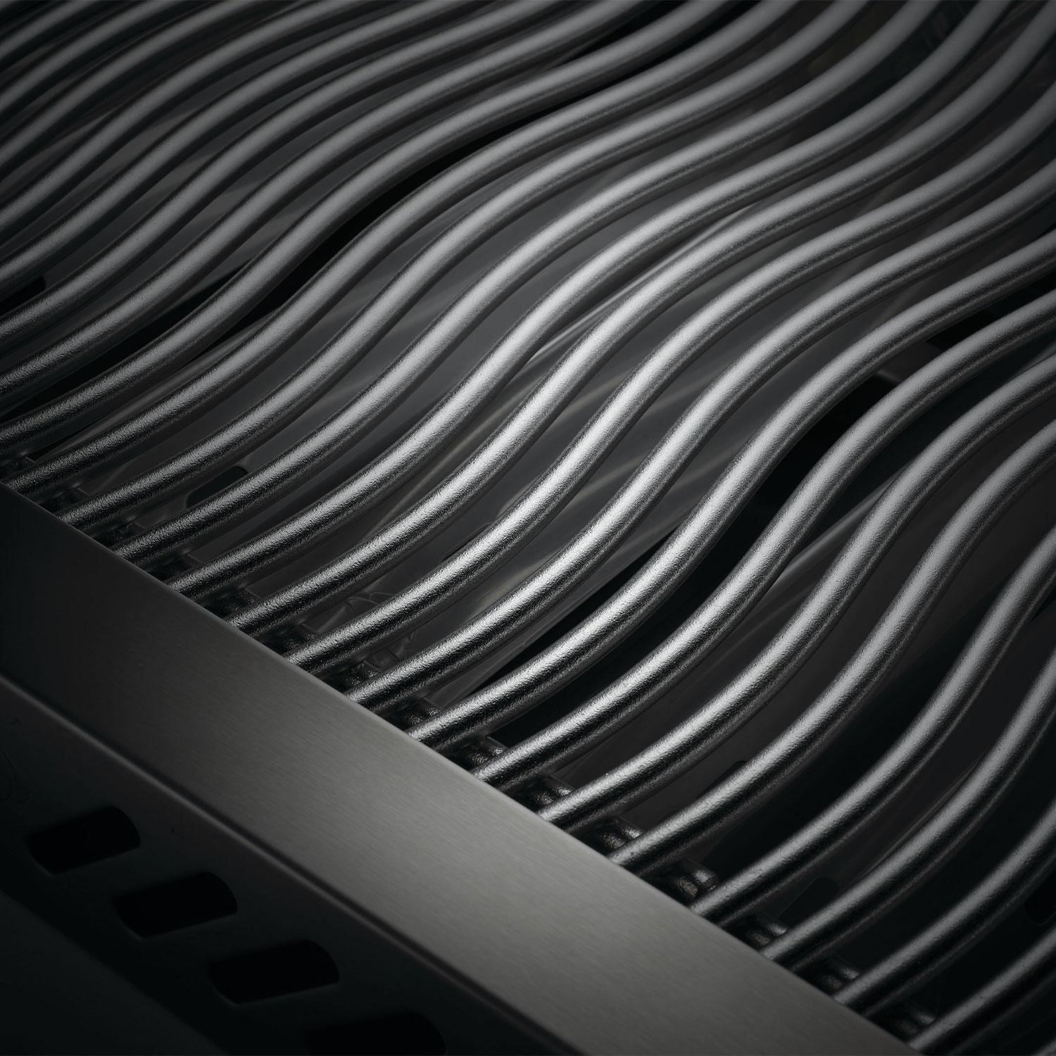 Napoleon BIG32RBPMK-1 700 Series 32-in Built-In Propane Grill w/ Rotisserie & Infrared Rear Burner - Matte Black - Wave Cooking Grids - Detail thumbnail