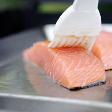 Cooking Salmon thumbnail