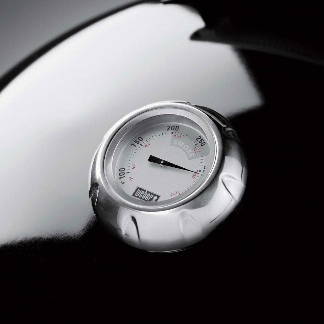 Weber 731001 22-Inch Smokey Mountain Cooker Charcoal Smoker - Temperature Gauge