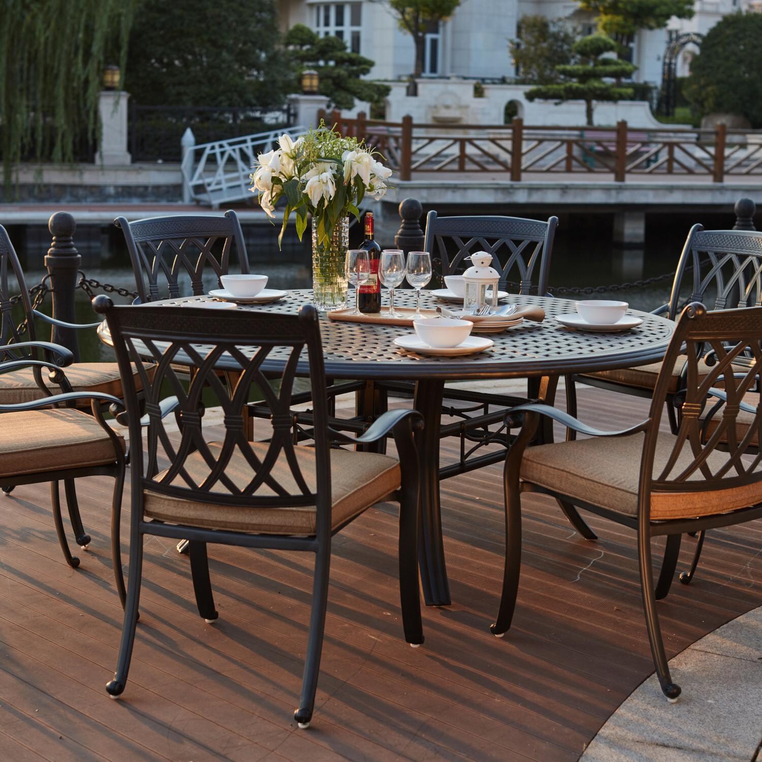 capri outdoor dining set