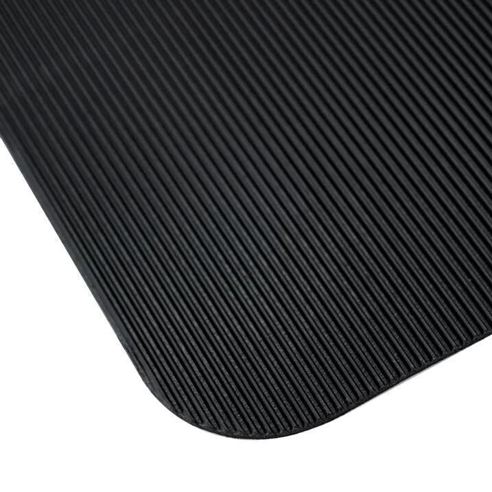 BBQGuys Signature BBQ-WLD-3777-60S 60 X 30 Inch Rubber BBQ Grill Mat - Edge Detail thumbnail