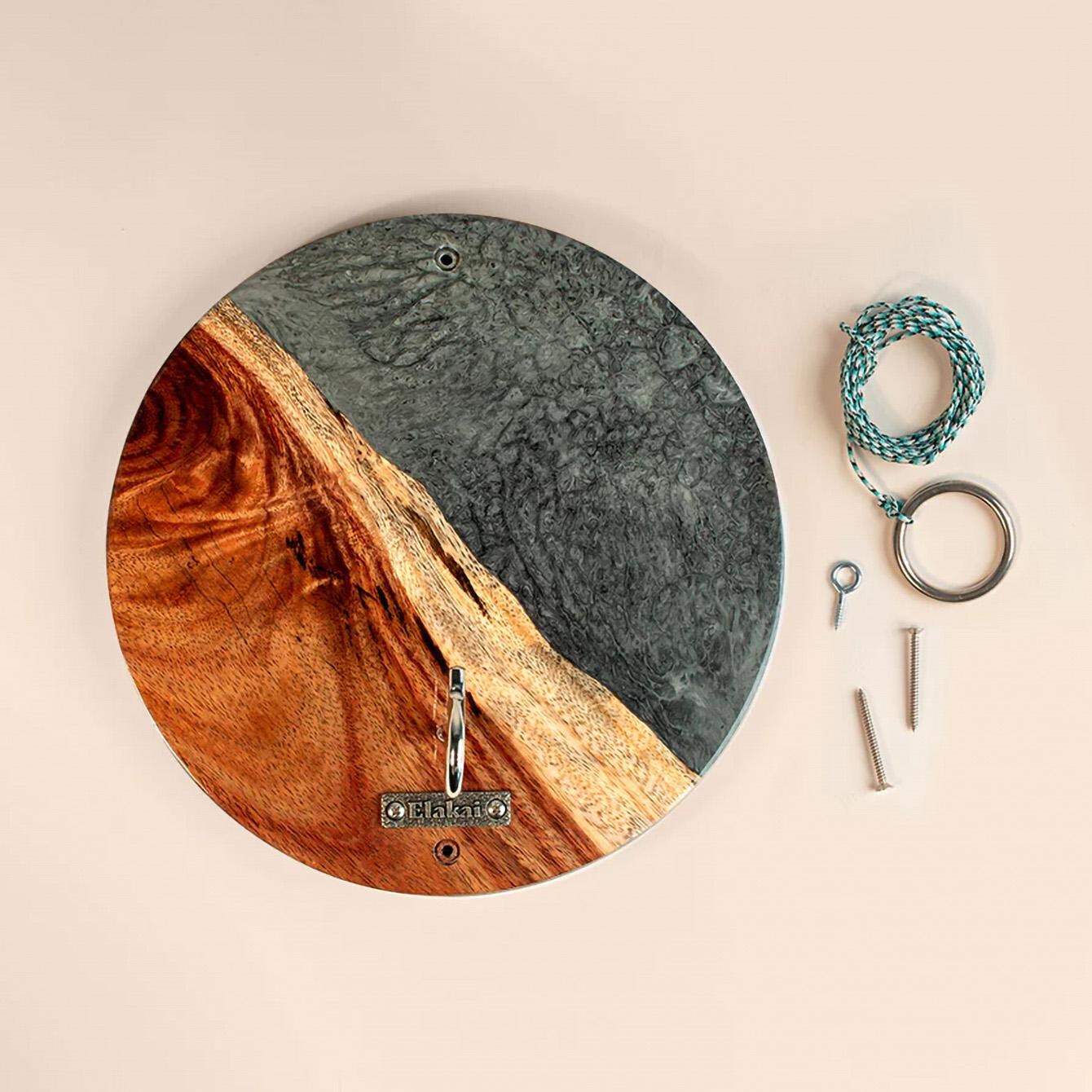 Elakai EGHRCRLE-10 Gray Stone Epoxy Resin Live-Edge Wood Hook and Ring Toss - Components thumbnail