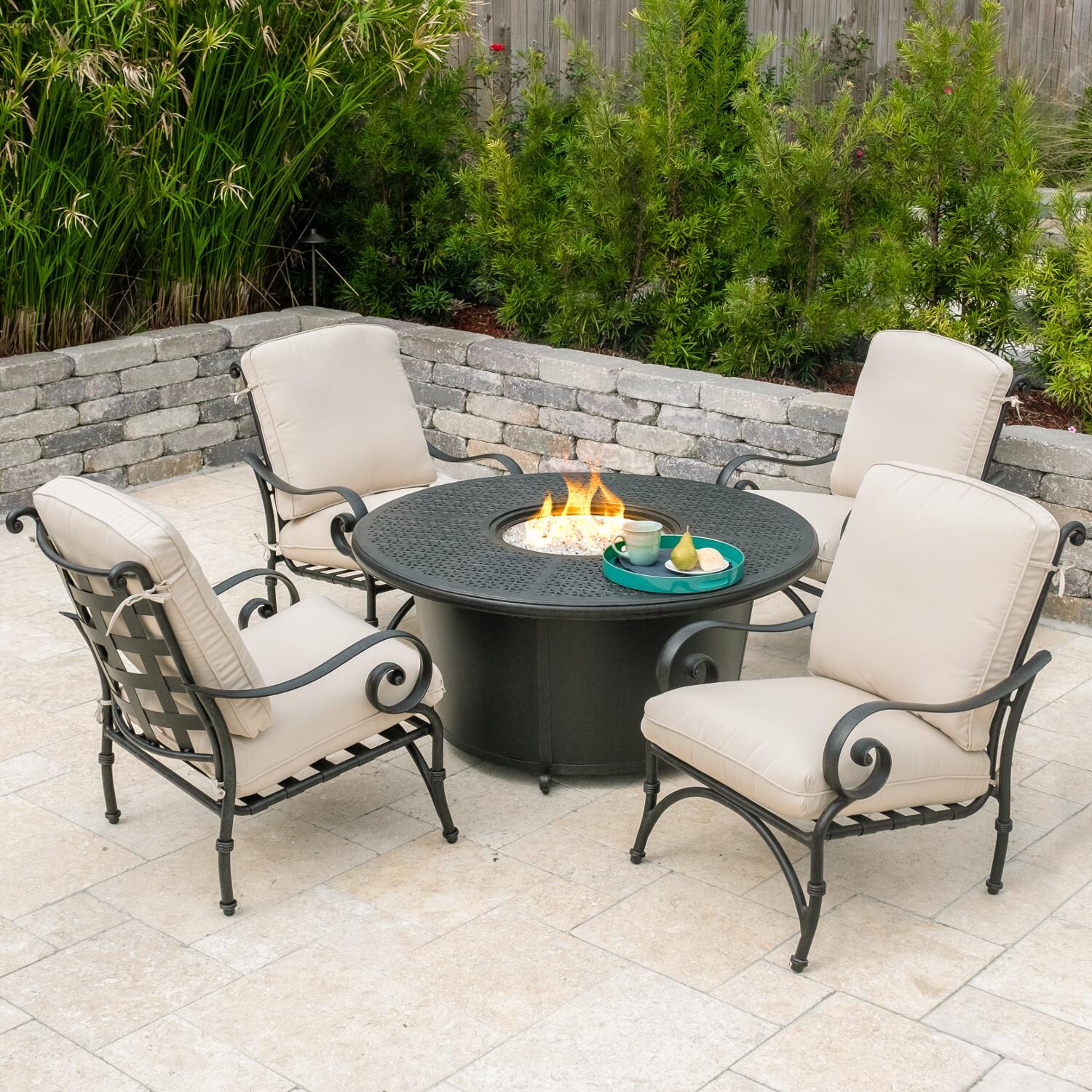 Lakeview Outdoor Conversation Sets