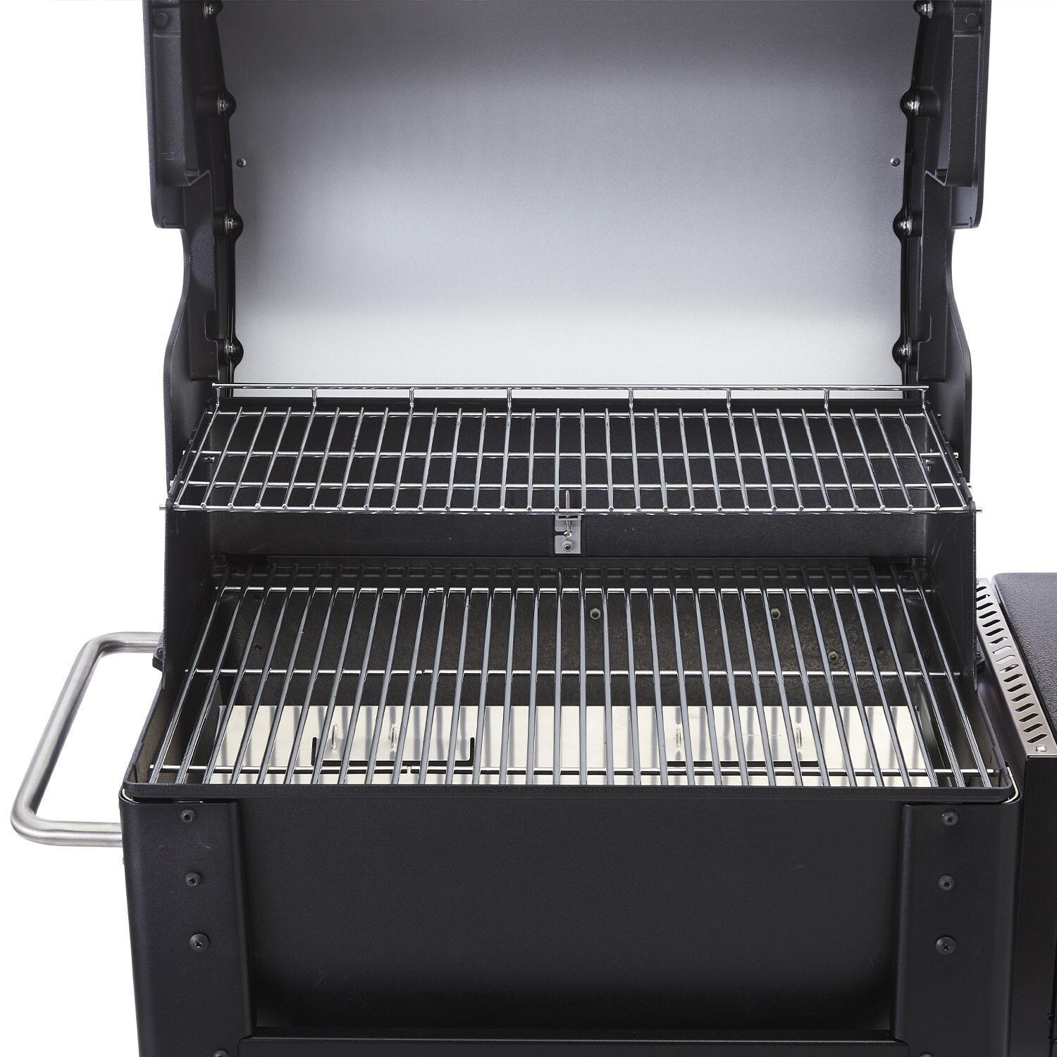 Weber 1500120 Searwood 600 Porcelain Coated Steel Pellet Grill - Interior - Front View - White Background thumbnail