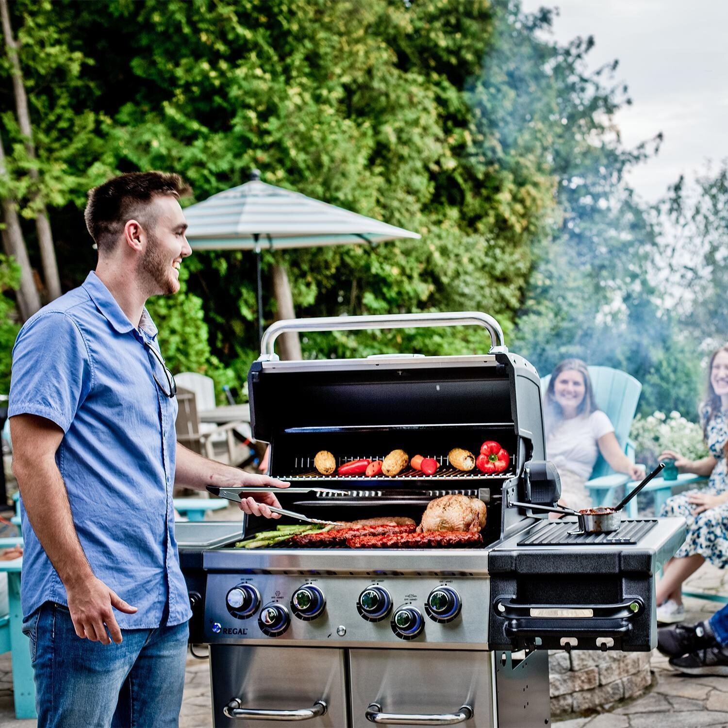 Broil King 956947 Regal S490 PRO IR 25-Inch Natural Gas Grill - Lifestyle thumbnail