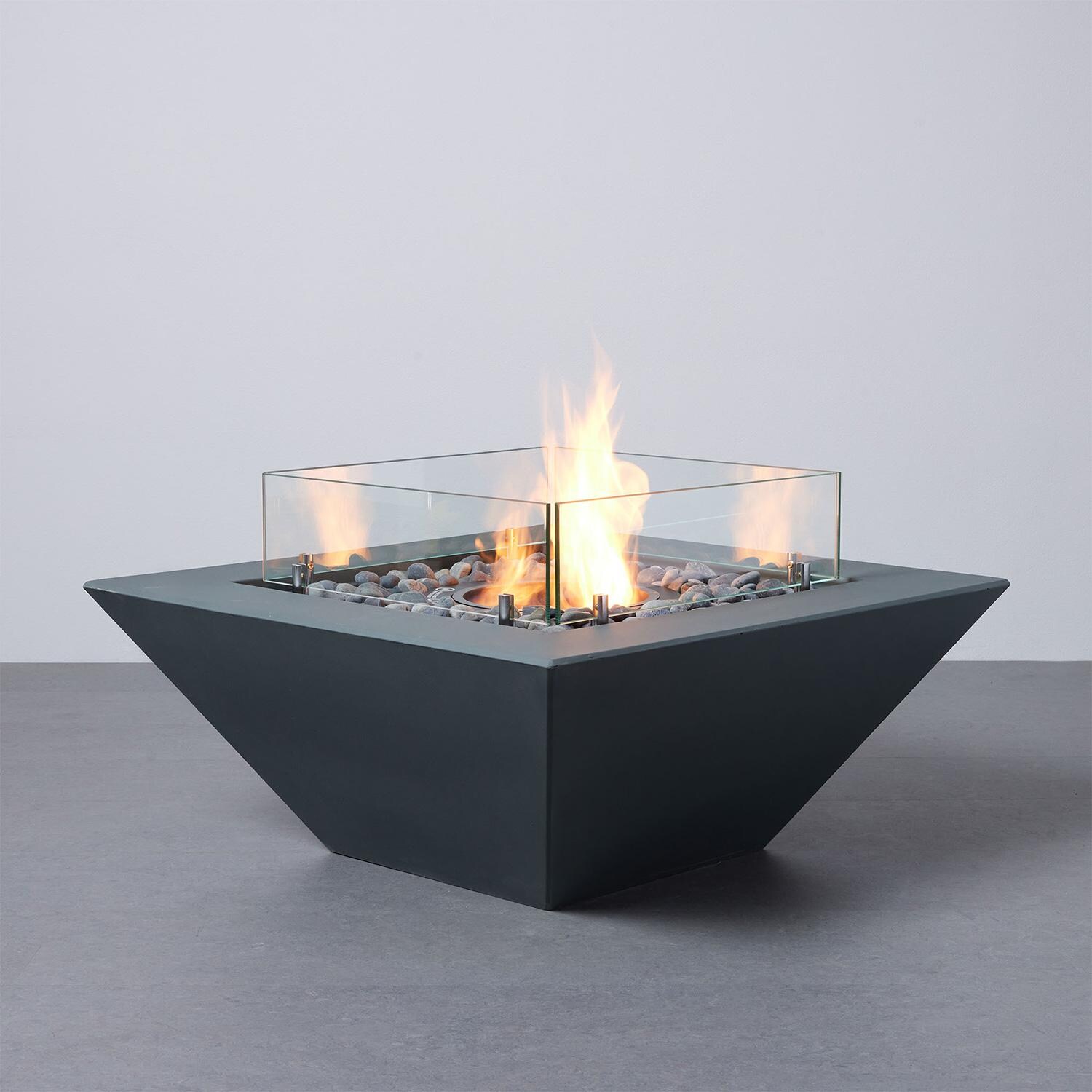 TerraFlame Wedge Bioethanol Fire Pit - Comex Green - In Use thumbnail