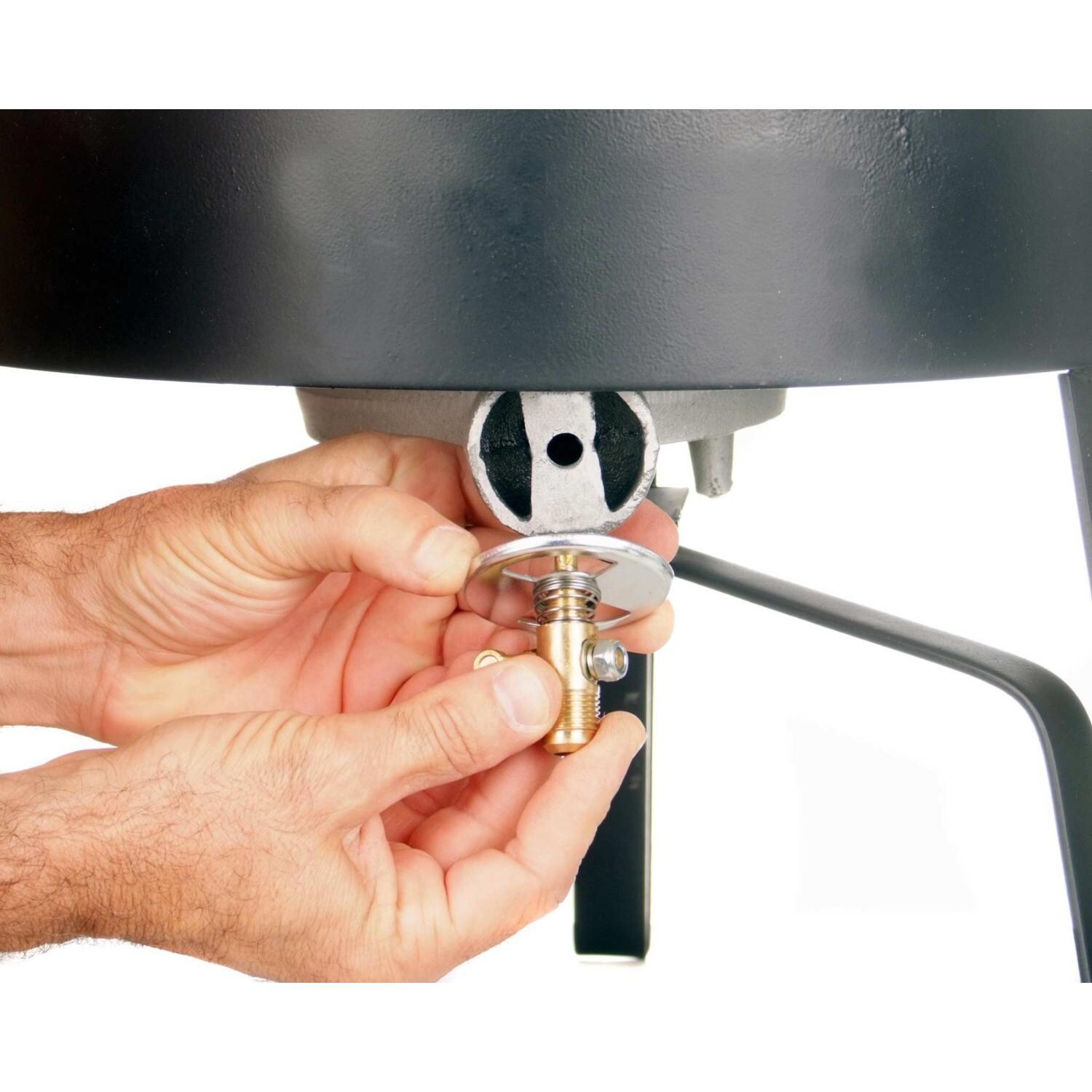 Cajun Cookware Low Pressure Propane Gas Burner On Low Stand - Close Up   thumbnail