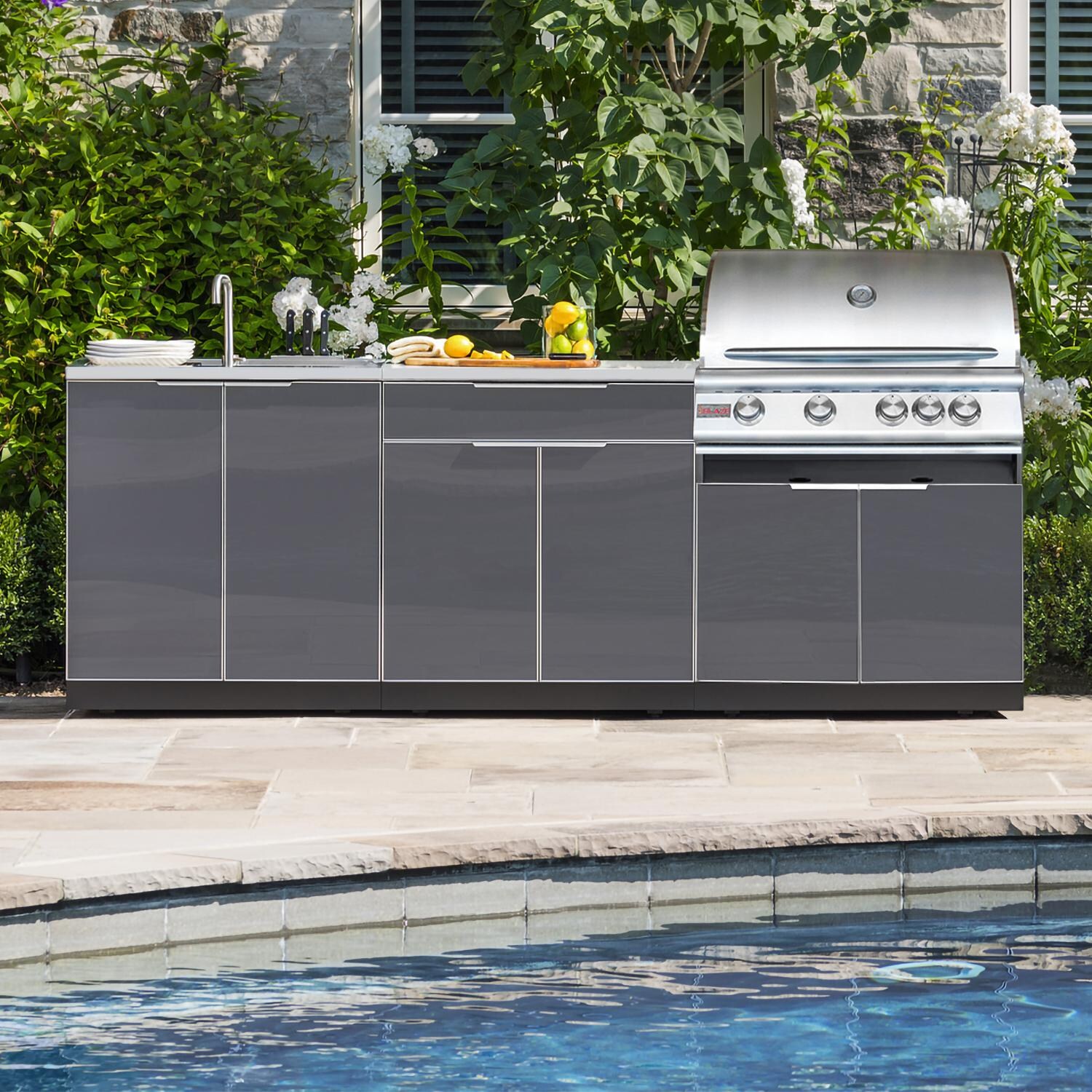 Blaze 6-Piece 32-Inch Natural Gas Outdoor Kitchen Package With NewAge